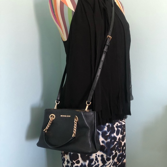 Michael Kors Teagen small blk messenger bag NWOT - Picture 5 of 13